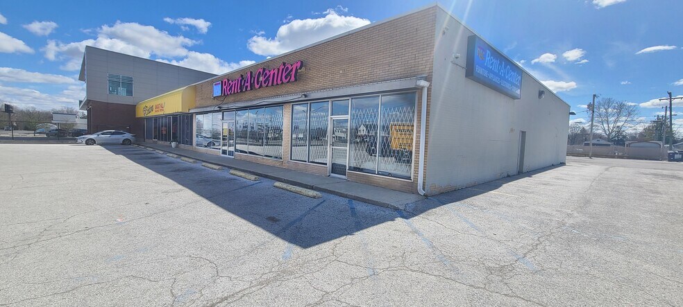 More Photos Of 5411 W Washington St, Indianapolis Storefront For Lease