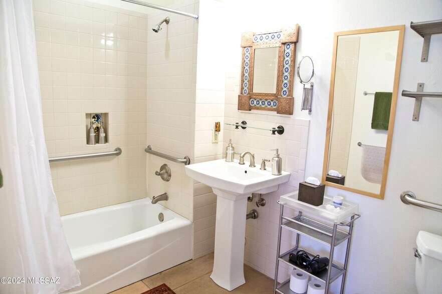 More Photos Of 2720 S Kinney Rd, Tucson Hospitality For Sale