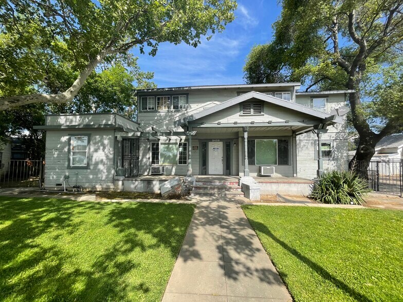 More Photos Of 2439 Rio Linda Blvd, Sacramento Apartments For Sale