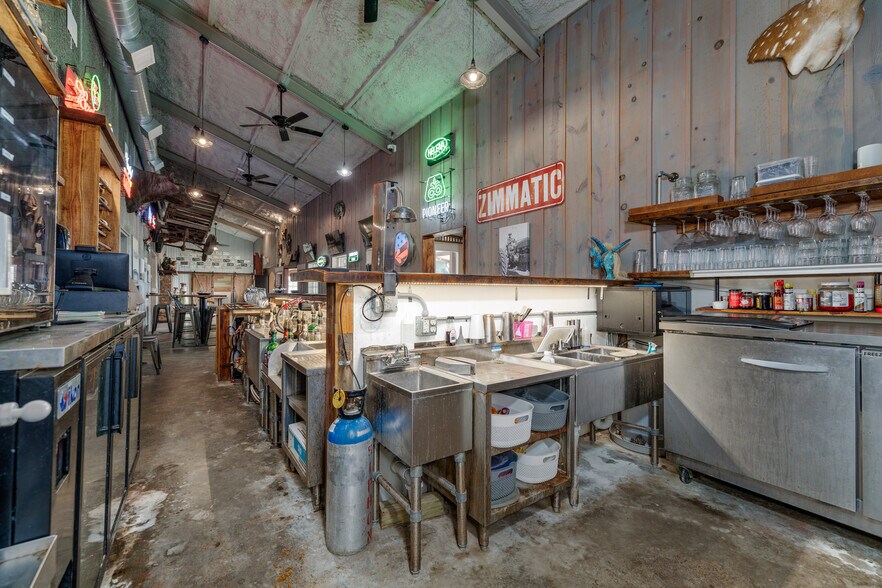 More Photos Of 8336 TX 570, San Angelo Restaurant For Sale
