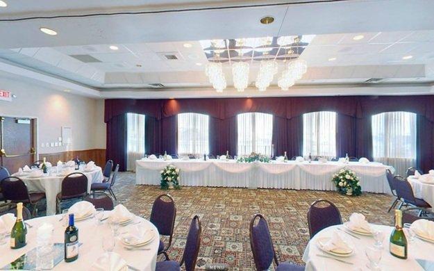 More Photos Of 1244 Canterbury Rd, Shakopee Hotel For Lease