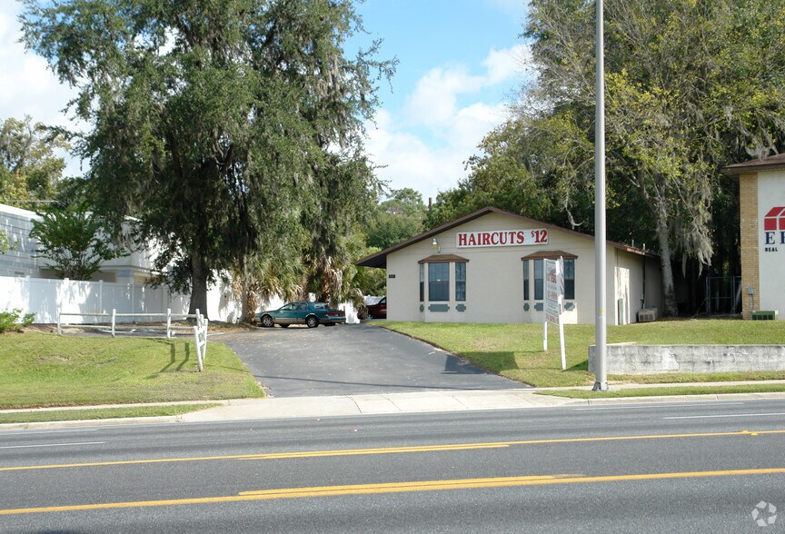 More Photos Of 2221 S Pine Ave, Ocala Office For Lease