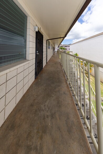 More Photos Of 1240 Young St, Honolulu Apartments For Sale