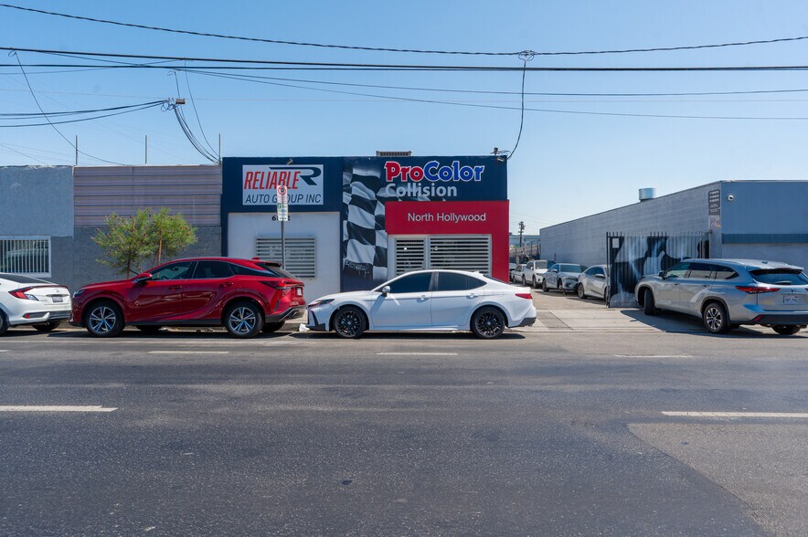 More Photos Of , North Hollywood Unknown For Sale