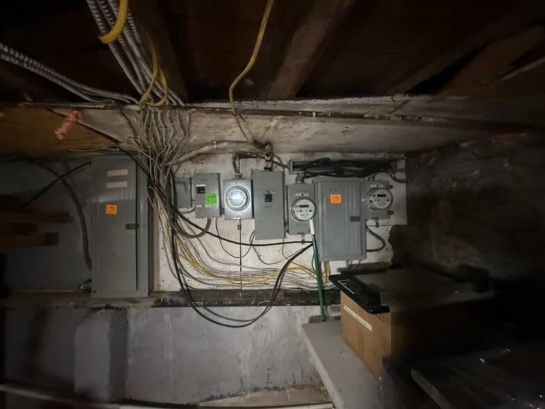 More Photos Of 1135 S 9th St, Philadelphia Storefront Retail Residential For Sale