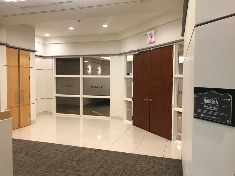 More Photos Of 1001 Champlain Ave, Burlington Office For Lease