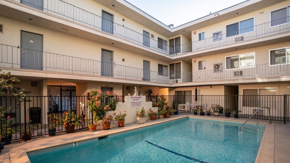More Photos Of 11175 Huston St, North Hollywood Apartments For Sale