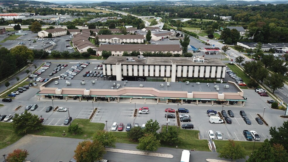 Primary Photo Of 840 N Park Rd, Wyomissing Unknown For Lease