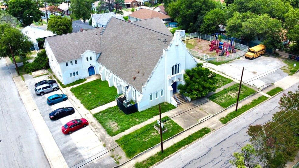 More Photos Of 507 E Mayfield Blvd, San Antonio Religious Facility For Sale
