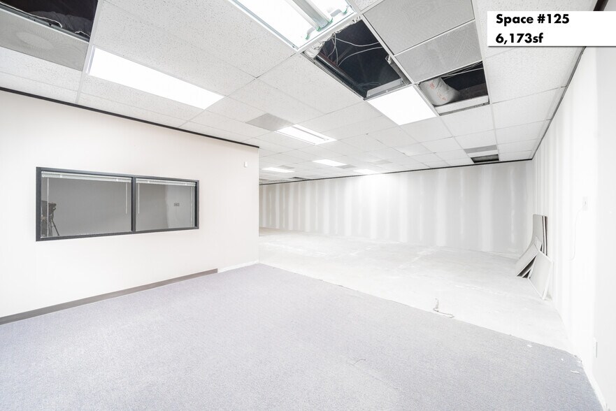 More Photos Of 1880 S Dairy Ashford Rd, Houston Office Residential For Lease