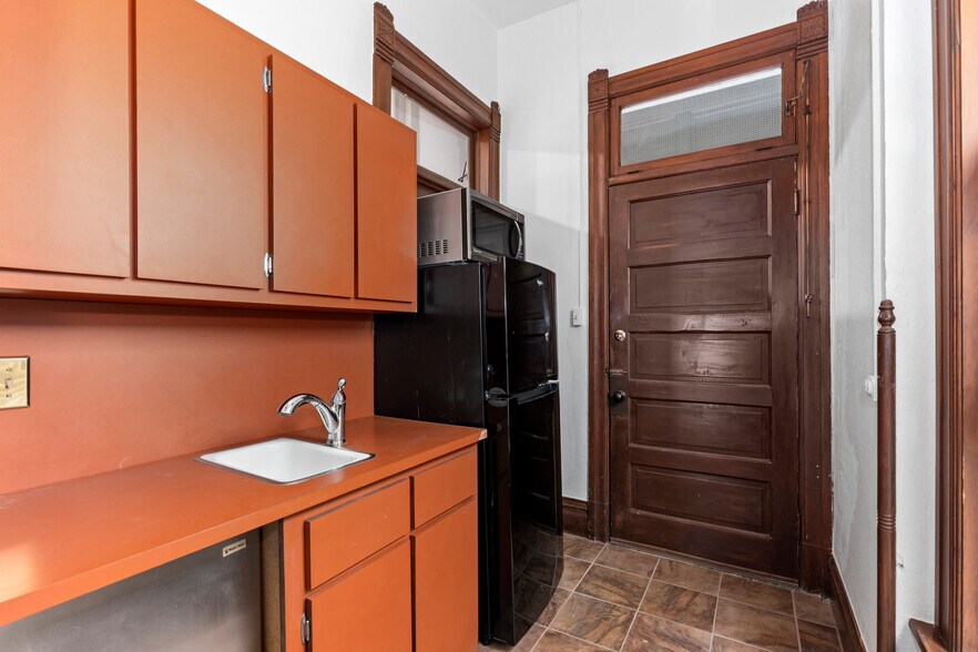 More Photos Of 1650 Pennsylvania St, Denver Office Residential For Sale