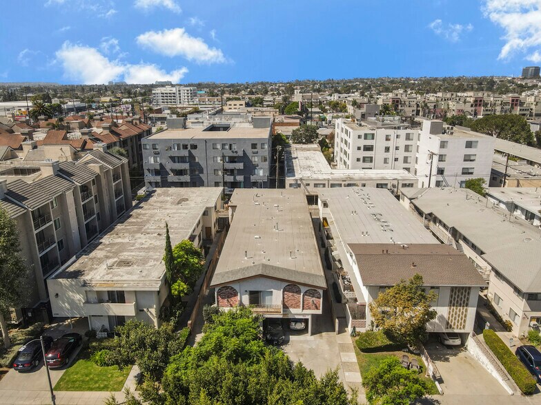 More Photos Of 3747 Mentone Ave, Los Angeles Apartments For Sale