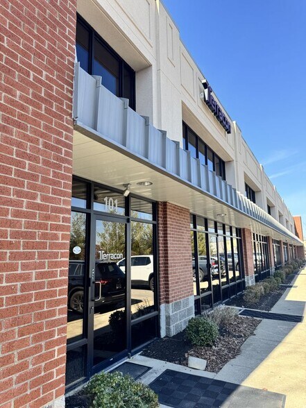 Primary Photo Of 13050 Eastgate Park Way, Louisville Light Distribution For Lease