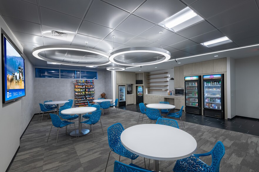 More Photos Of 1455 West Loop S, Houston Office For Lease