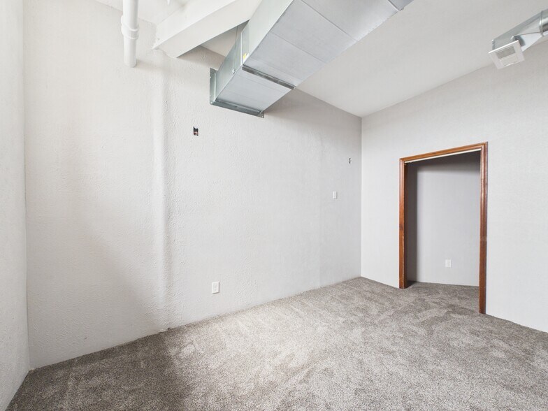 More Photos Of 220 E 6th St, Minden Office Residential For Sale