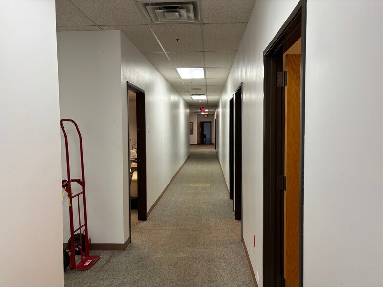 More Photos Of 1500 Lafayette Ave, Moundsville Medical For Lease
