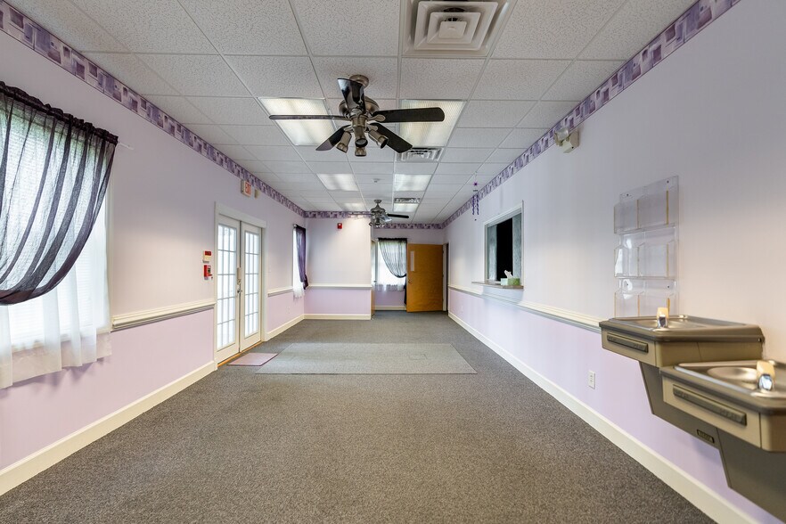 More Photos Of 43 Office Park Dr, Jacksonville Medical For Lease