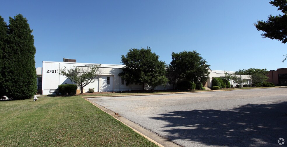 More Photos Of 2761-2773 Gunter Park Dr W, Montgomery Flex For Lease