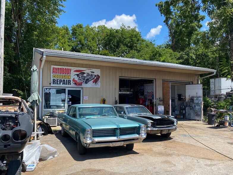 More Photos Of 1414 NW Broad Street - 6 Building Portfolio, Murfreesboro General Retail For Sale