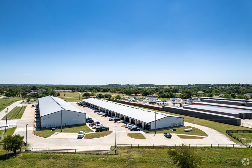 More Photos Of 2126 Hamilton Rd, Argyle Light Distribution For Lease