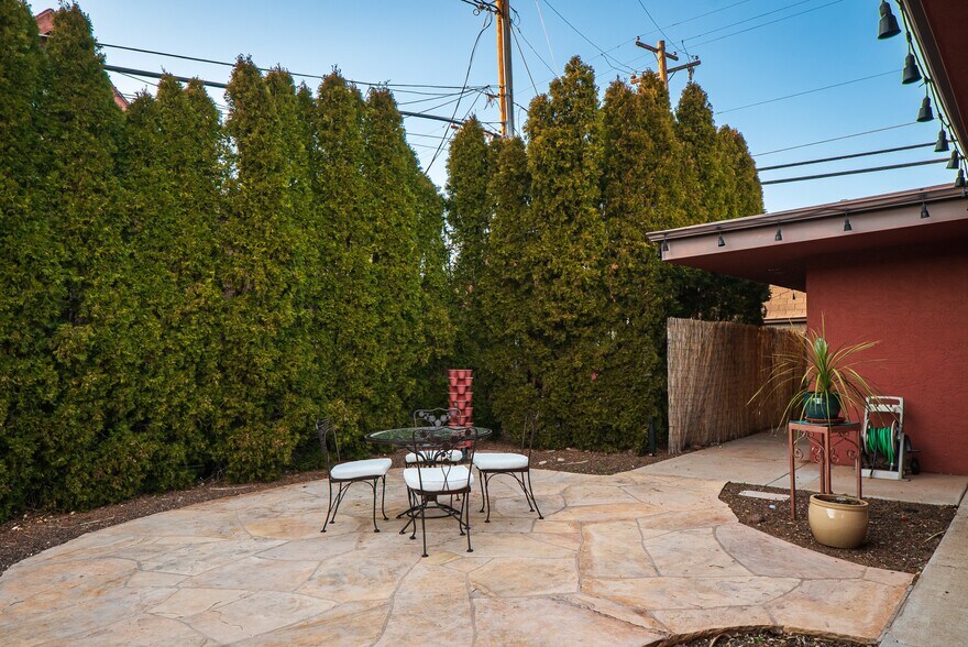 More Photos Of 45 Birch Blvd, Sedona Medical For Lease