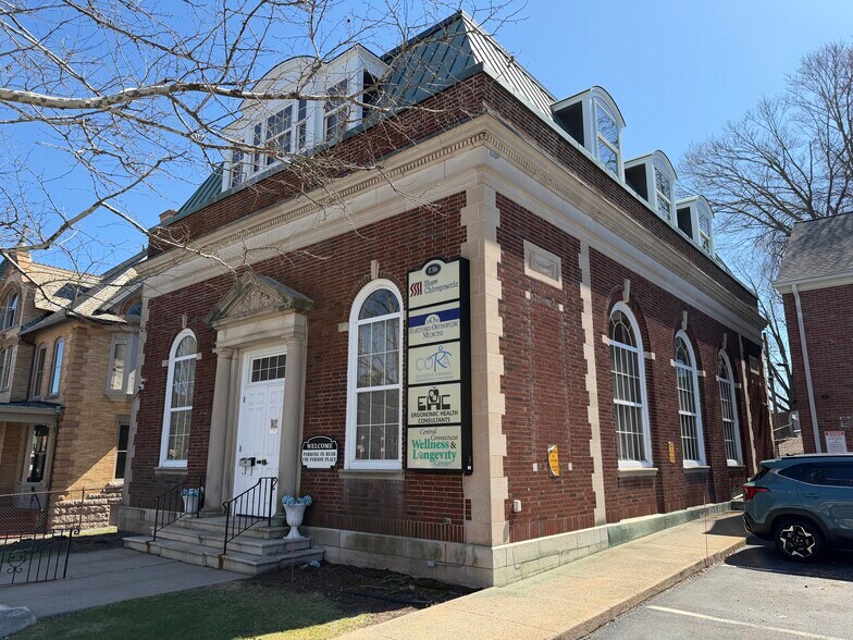 More Photos Of 136 W Main St, New Britain Office For Sale