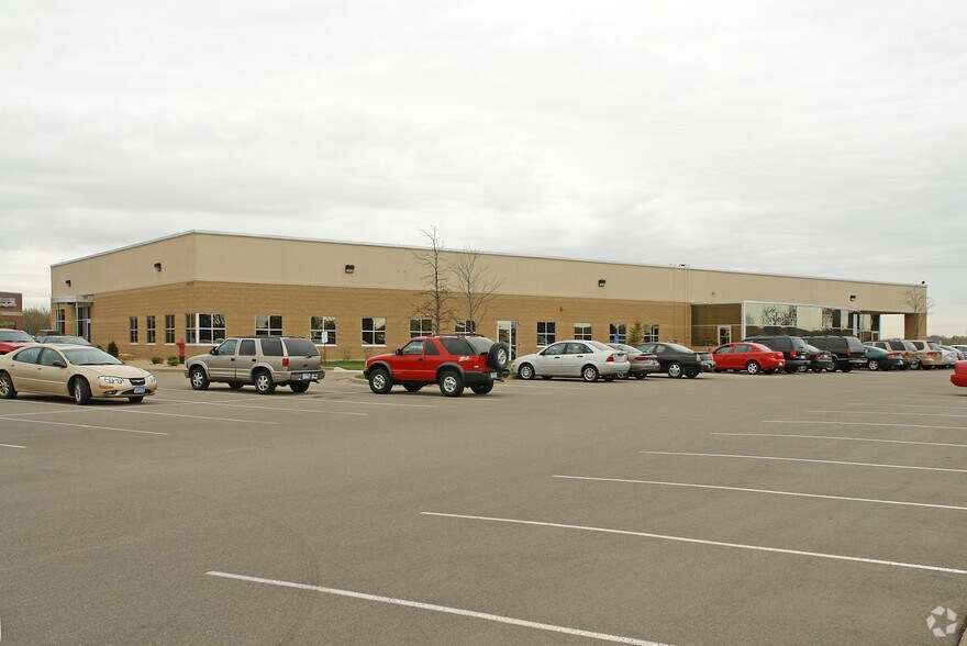 More Photos Of 20890 Kenbridge Ct, Lakeville Research And Development For Lease