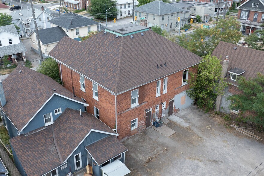 More Photos Of 514 Aylmer St N, Peterborough Multifamily For Sale