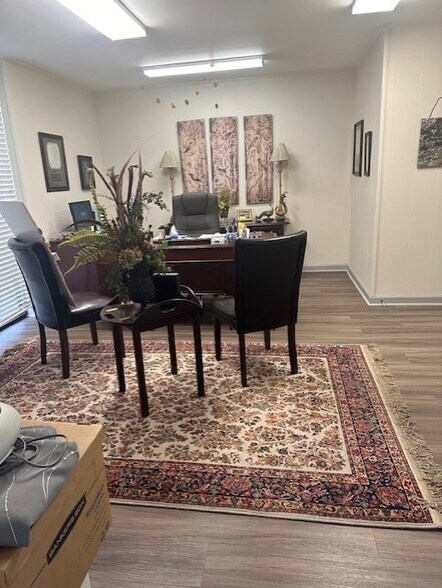 More Photos Of 933 Ridge Rd, Duson Service For Lease