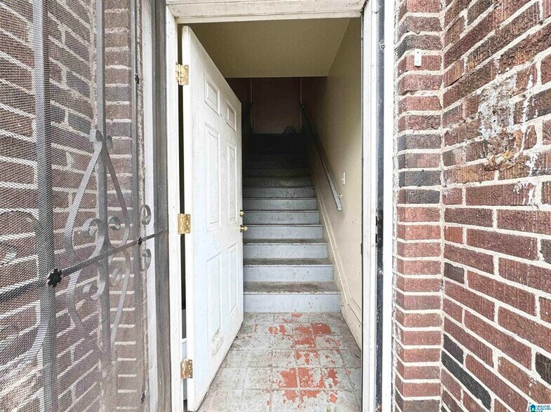 More Photos Of 737 40th Pl, Fairfield Multifamily For Sale