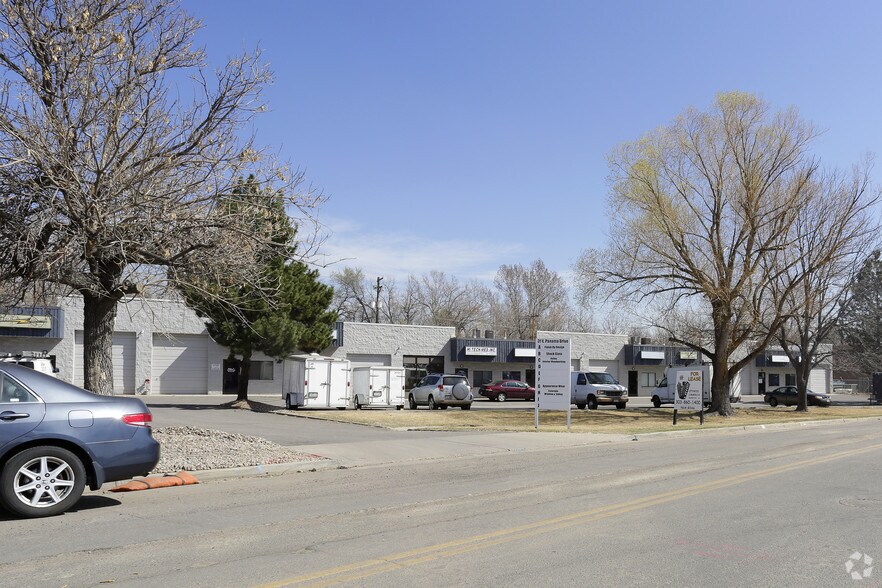 More Photos Of 31 E Panama Dr, Littleton Flex For Lease