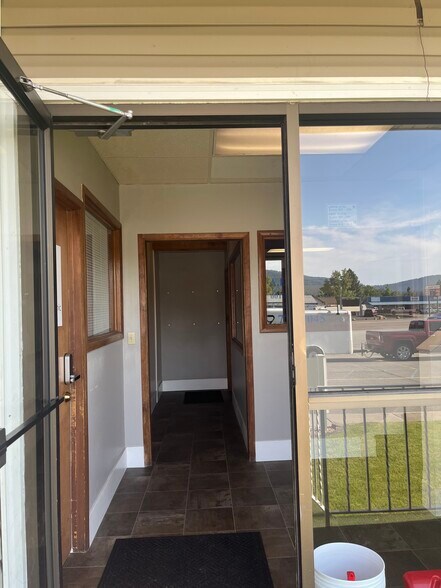 More Photos Of 601 E Seltice St, Post Falls Office For Lease