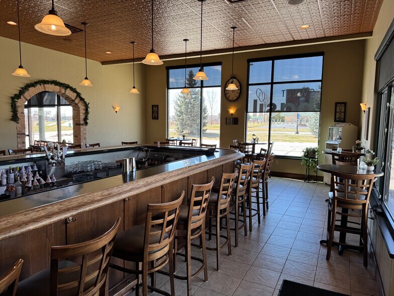 More Photos Of 637-651 Walton Dr, Plymouth Freestanding For Sale