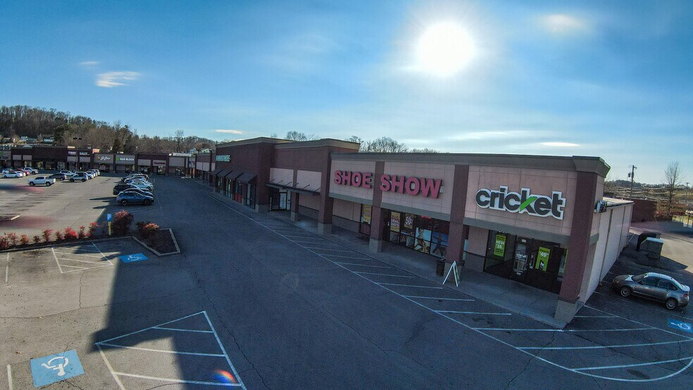 More Photos Of 101 Hudson Dr, Elizabethton Unknown For Lease