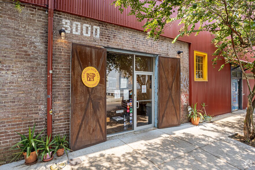 More Photos Of 3000 Royal St, New Orleans Storefront Retail Office For Lease