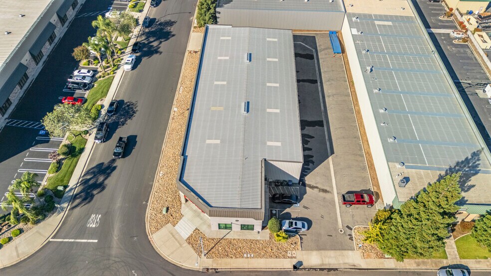 More Photos Of 401 Glass Ln, Modesto Warehouse For Sale