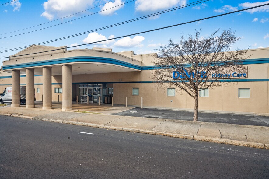 More Photos Of 418 Decatur St SE, Atlanta Medical For Sale