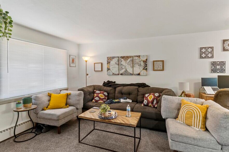 More Photos Of 411-413 Prairie Rd, Colorado Springs Apartments For Sale