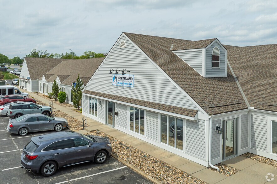 More Photos Of 5703-5713 NW 64th Ter, Kansas City Medical For Sale