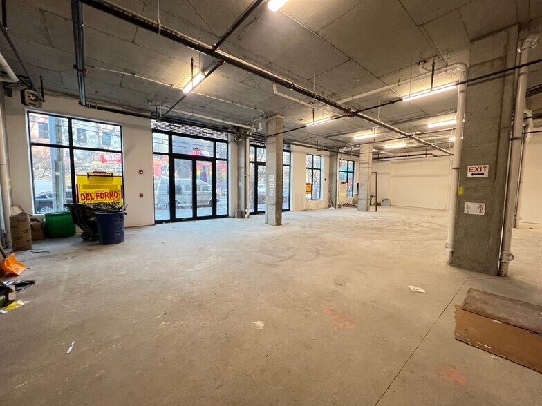 More Photos Of 139 Christopher Columbus Dr, Jersey City Apartments For Lease