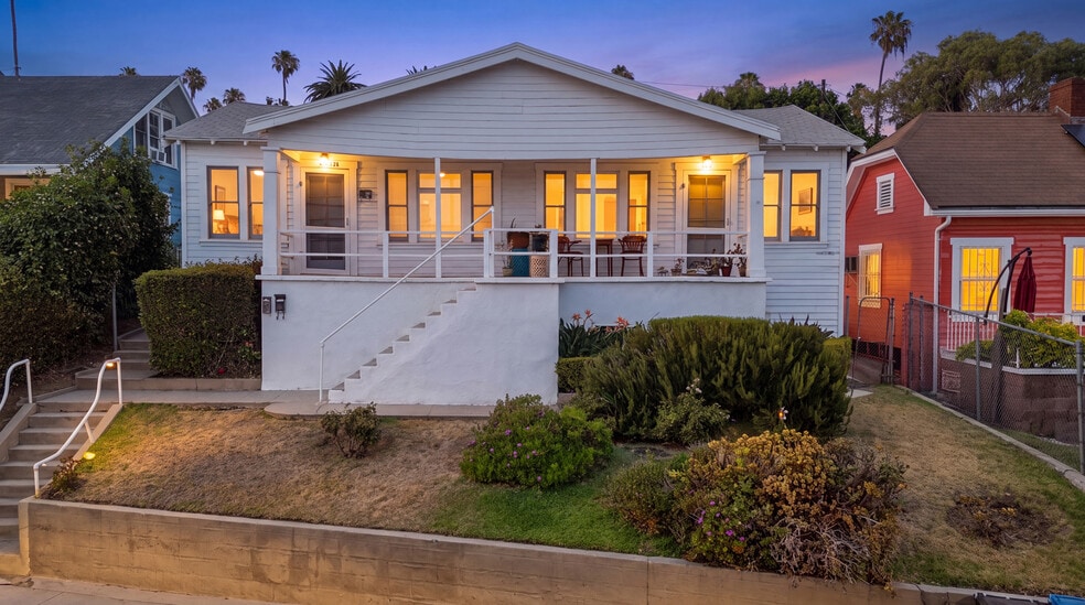 Primary Photo Of 2531 Elsinore St, Los Angeles Multifamily For Sale