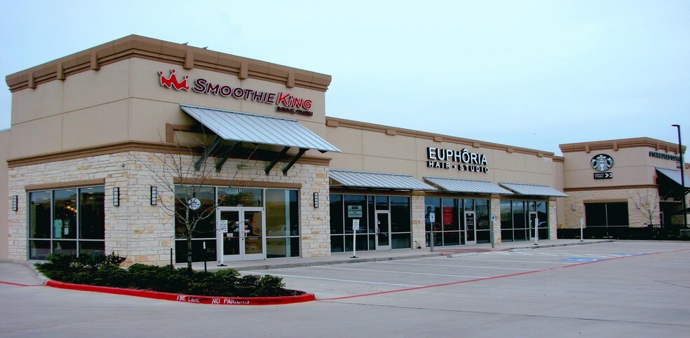 More Photos Of 7810 W Grand Pky S, Richmond Storefront For Lease