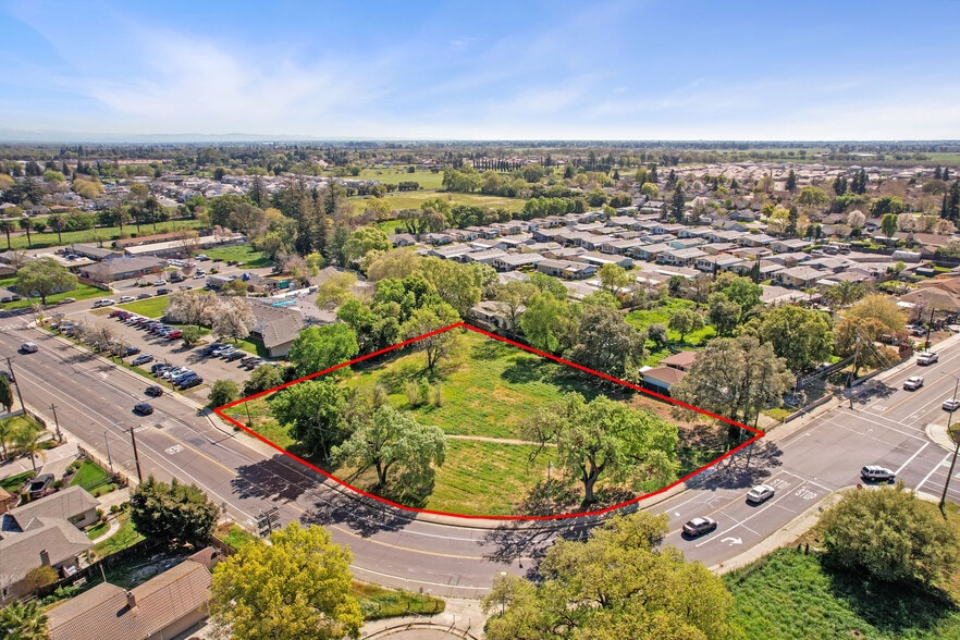 More Photos Of 114 F St, Galt Land For Sale