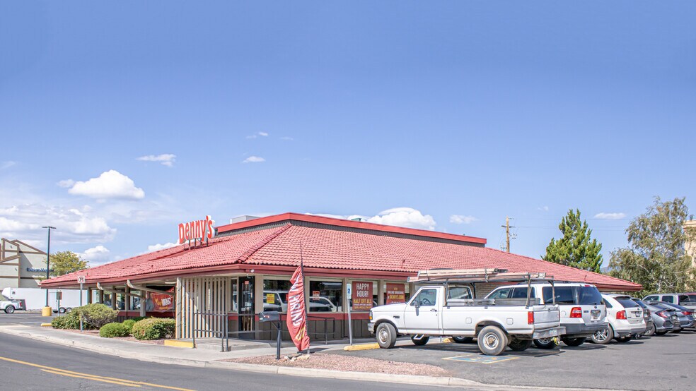 More Photos Of 2306 E Lucky Ln, Flagstaff Restaurant For Sale