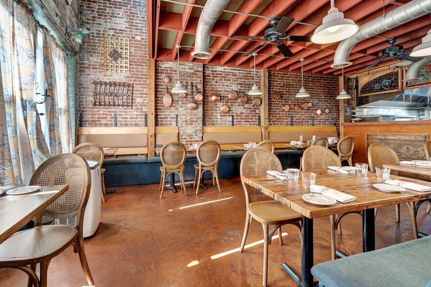 More Photos Of 1017 Woodland St, Nashville Freestanding For Sale