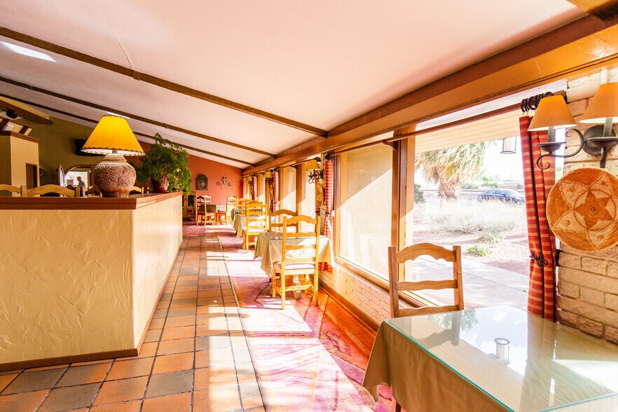More Photos Of 1765 S Main St, Las Cruces Hotel For Sale