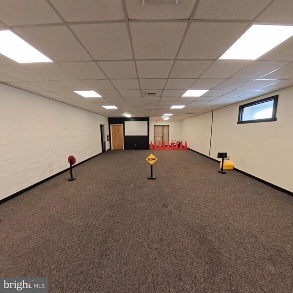 More Photos Of 1515 Mount Hope Ave, Pottsville Office For Sale