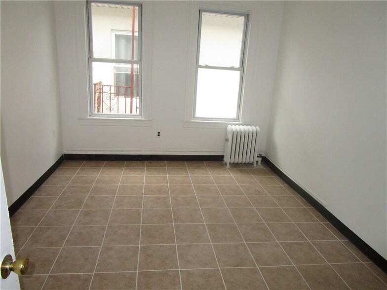 More Photos Of 3022 Brighton 8th St, Brooklyn Apartments For Sale