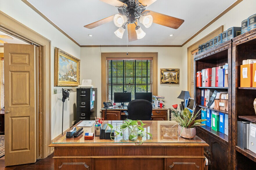 More Photos Of 1119 Pennsylvania Ave, Fort Worth Loft Creative Space For Sale