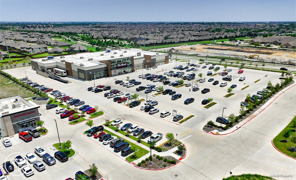 More Photos Of NEC North Grove & US 77, Waxahachie Freestanding For Sale